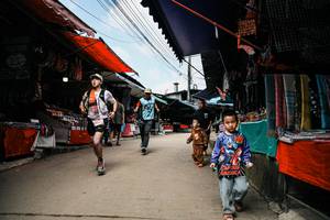 BIB: 
                            <button type="button" onclick="openModal(25542000)" class="btn btn-primary btn-sm float-right btn-popup" data-toggle="modal" data-target=".modal-high-quality">
                        <i class="fas fa-shopping-cart"></i> Add to Cart
                    </button>
                                            <button type="button" onclick="isThisMe(25542000, true)" class="btn btn-success btn-sm float-right btn-popup btn-isme hidden" data-toggle="tooltip" data-placement="bottom" title="นี่คือรูปของคุณใช่ไหม คลิกที่นี่เพื่อเอาเข้าอัลบั้ม">
                        <i class="fas fa-plus"></i> Add to album
                    </button>
                    <button type="button" onclick="isThisMe(25542000, false)" class="btn btn-warning btn-sm float-right btn-popup btn-isnotme hidden">
                        <i class="fas fa-ban"></i> Remove from album
                    </button>